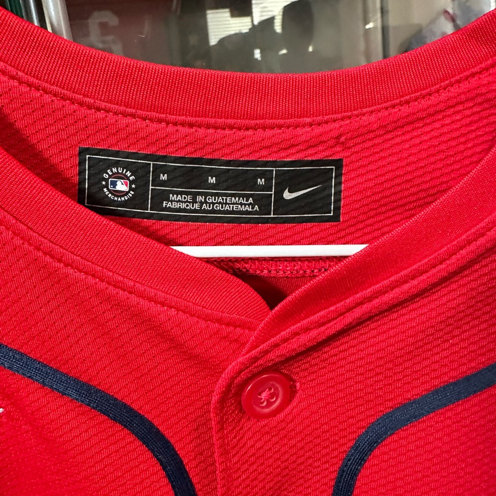Nike Men's Atlanta Braves Ronald Acuña Jr. #13 Red Alternate Baseball Jersey - Picture 6 of 15